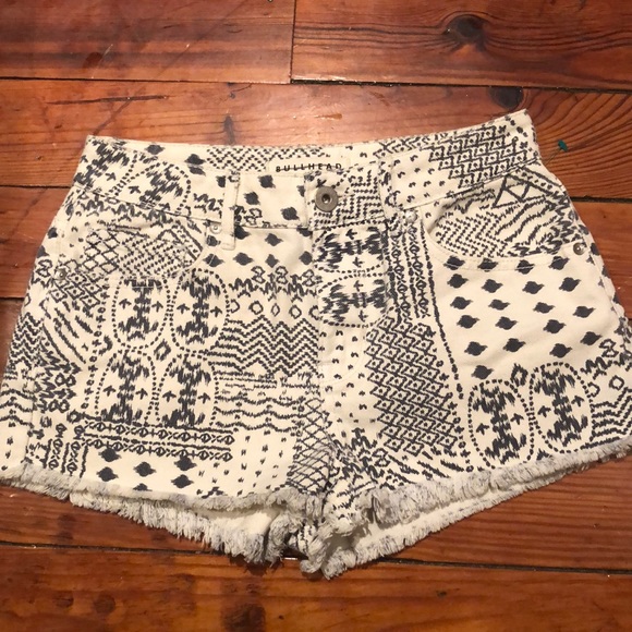 Bullhead high rise shorts - Picture 2 of 4